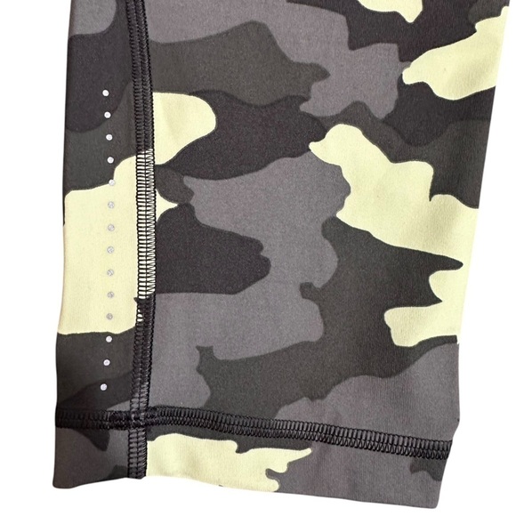 Lululemon Crispin Green Multi Camo Swift Speed High Rise Crop 21” Legging Tight - Picture 10 of 15